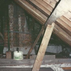 Support beams inside the roof.
