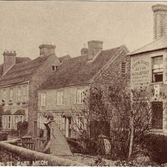New Inn, Brooklyn postcard Brooklyn Francis & Clare Cottages and The New Inn. Displayed on the corner of The New Inn is 'Crowley and Co, Alton Ales and Stouts'. (The triangular structure in what is now Washer's Triangle is a well-head.)