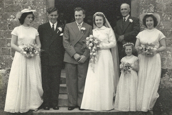 1954. John Wells, Bob Berry, Jean Berry, John Berry, Jack Chitty, Marlene Kille, Ann Tucker (4 years old)