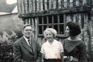 The Woodfields with daughter-in-law  when they visited The Tudor House in 1981.