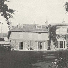 From the sales particulars, Bereleigh South View