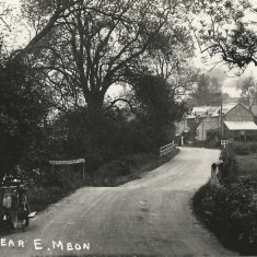 Drayton Bridge, 1920s, post card by Frank Newell of Alresford