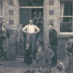 VE Day outside the New Inn 