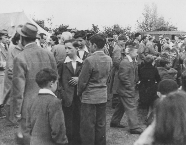 The crowd gathering on the Recreation Ground.