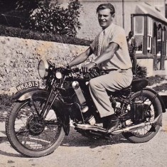 Jack Appleby outside Duncombe View Jack Appleby outside Duncombe View (now Appleberry Cottage)