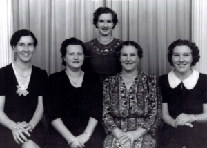 s Girls Harry Love’s family of girls, left to right, Marjorie, Helen, Hilda, Eileen and Ellen (nee Stephens)