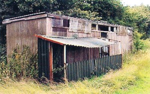 The decrepit shed which acted as pavilion and changing room for visiting teams, until 2003.