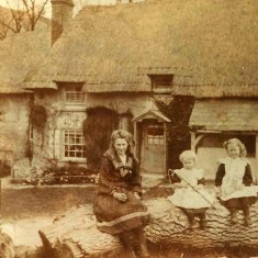 Riverside Stores, then a butchers shop. with Aburrow family, who lived opposite.