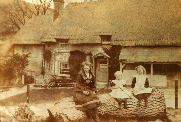Riverside Stores, then a butchers shop. with Aburrow family, who lived opposite.