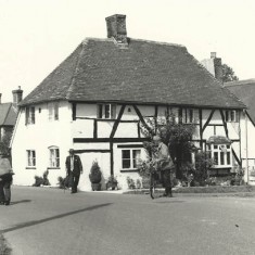 Post card of 'Hockley Cottage, note on back: Mrs Fisher, Oct 1962