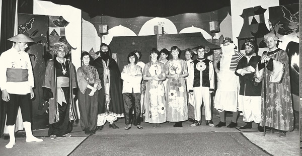 Cast of Aladdin, date unknown