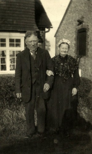 Edward Bone's parents, Benjamin Bone and Sarah Knight