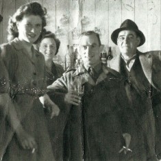 Group with glasses and cigarettes