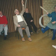 Old folk doing exercises 