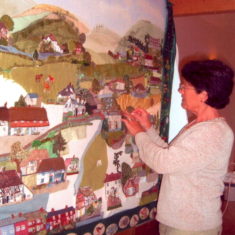 Cathy Clayson lived in Heycroft on Workhouse Lane and with her husband Charles led the initiative to create the Embroidery,