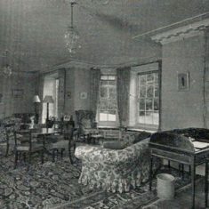 Sales particulars, 1958. The estate was auctioned in Hanover Square, London 