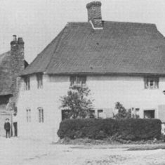 The cottage to the left of Forge Sound, then named Hockley, was later. burned down. Mr Wyatt, the butcher, operated in Riverside on the right. Probably 1920s