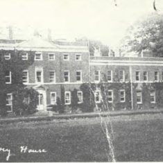 The house before the devastating fire of 1904. It had originally been built at the start of the 1690s by Richard Markes of Petersfield.