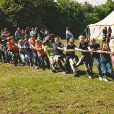 Kids tug of war