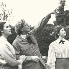 Leading members of cast of 'Enemy of the People', Court House Players, in Court House garden. Isobel Valentine Dykes, Alastair Langlands,