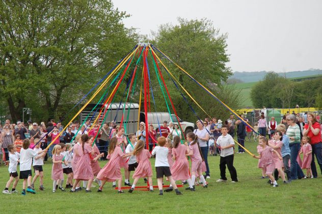 Maypone dance by Primary School