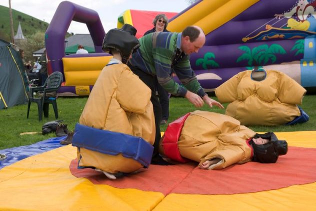 Sumo_wrestling